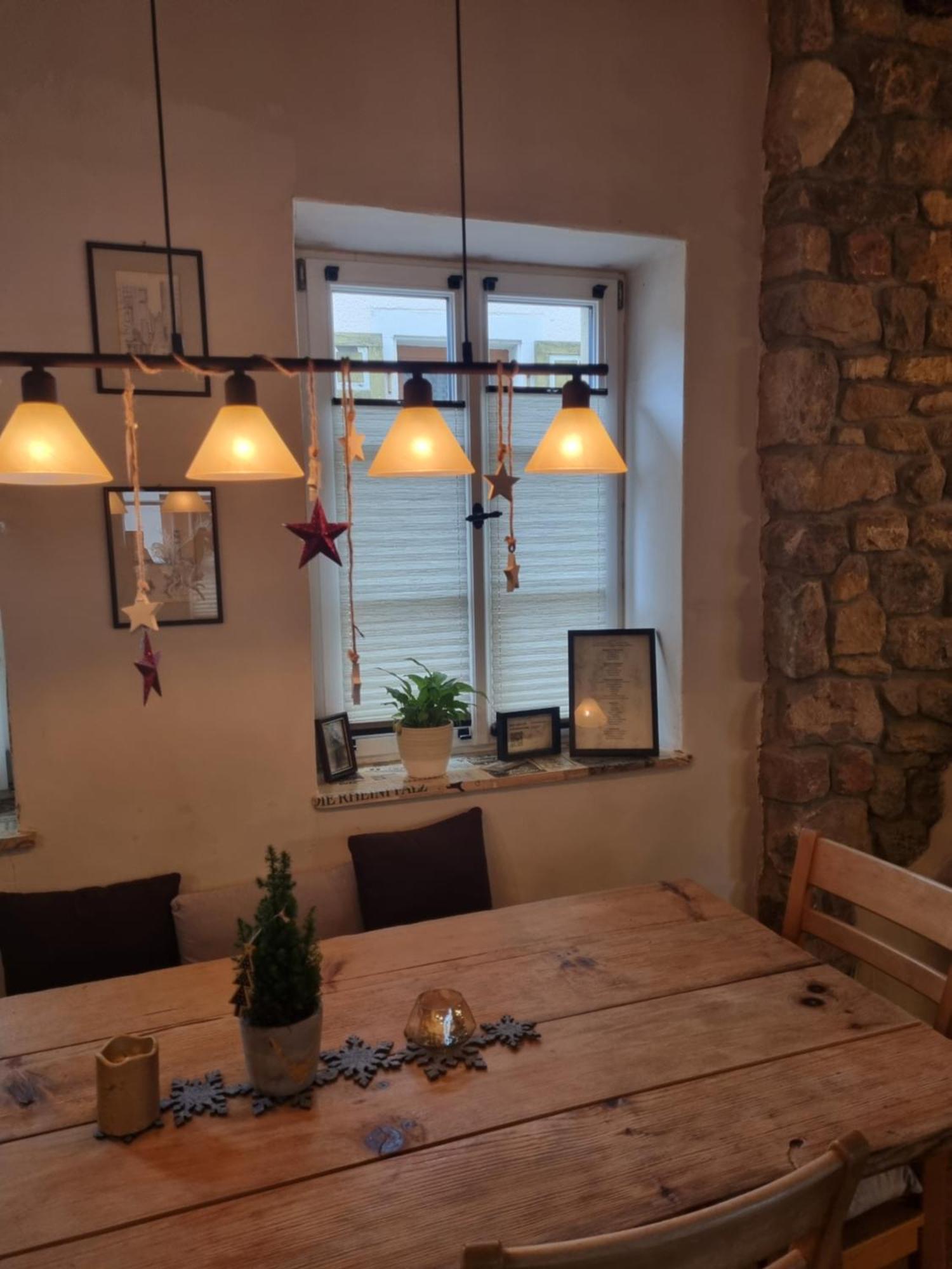 Schoene Ferienwohnung Mit Kamin Neustadt an der Weinstraße Exterior foto